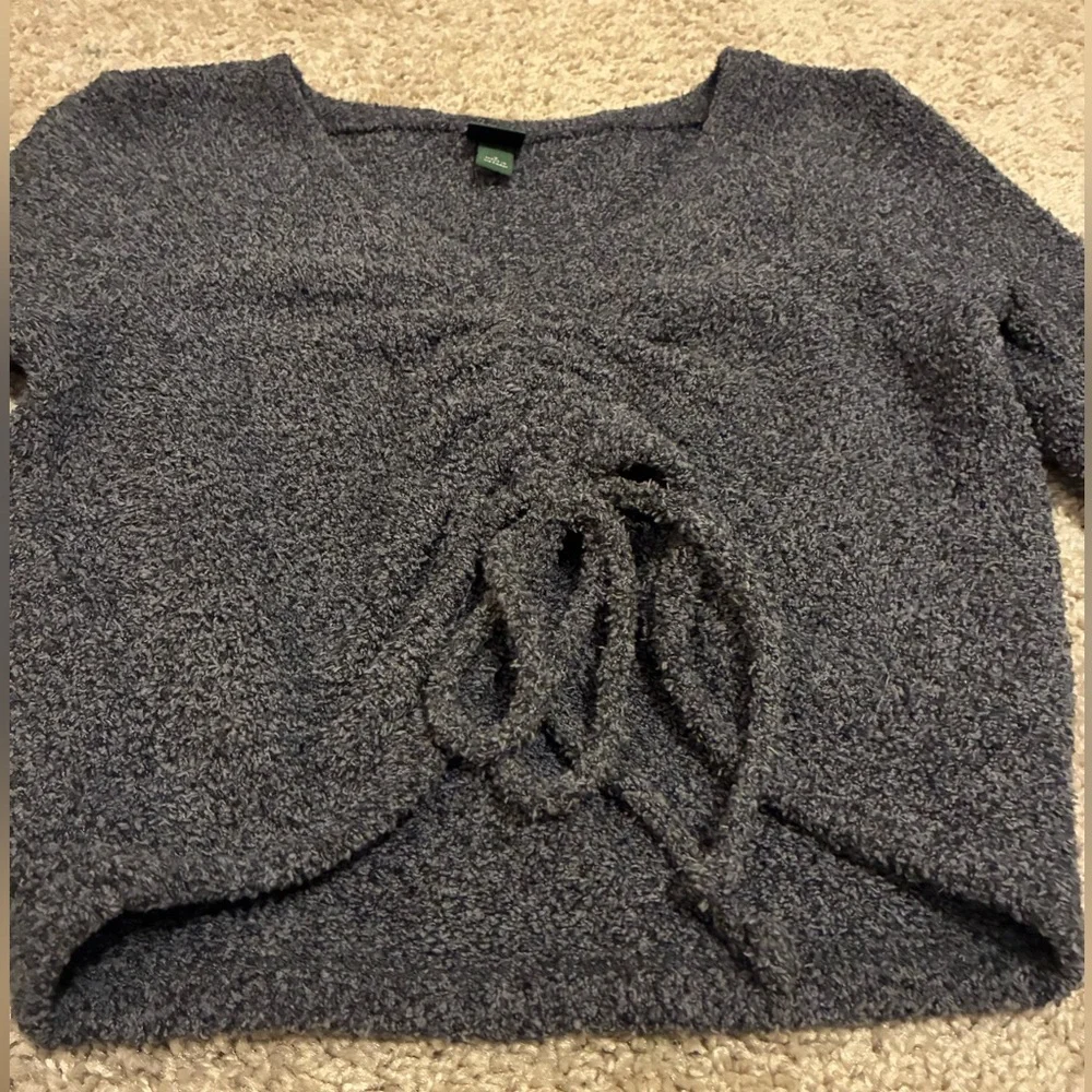 Wild Fable Fuzzy cropped sweater - Picture 4 of 6